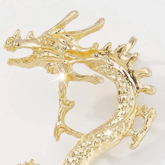 Gold Dragon Ear Cuff - Picture 4 of 6
